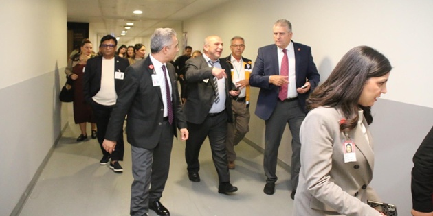 Sağlık Bakanlığı ve DSÖ Heyeti İstanbul Havalimanı’nı Ziyaret Etti